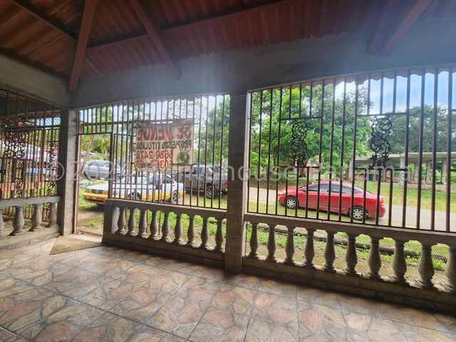 Venta de Casa en Cristobal , Colon 24gc9481