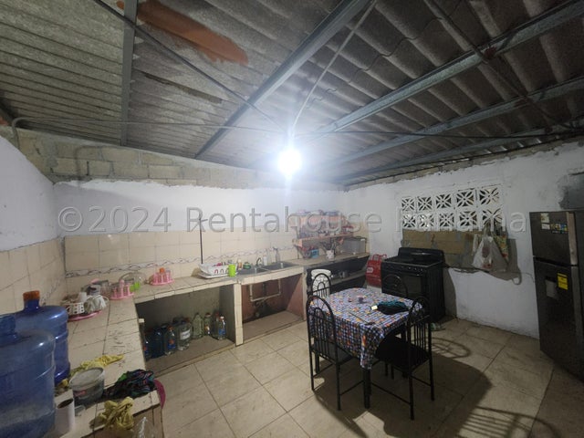 Venta de Casa en Cristobal , Colon 24gc9481